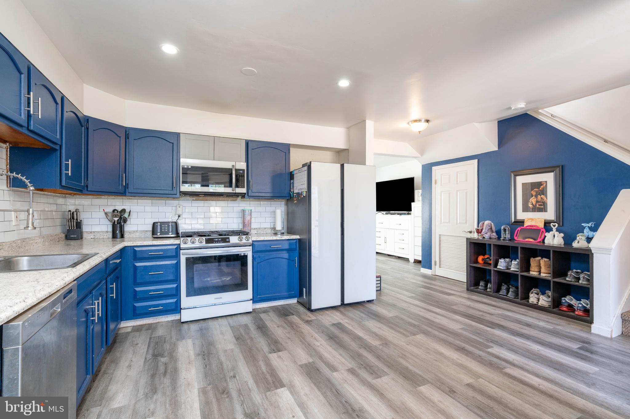 903 Blake Drive Mays Landing, NJ 08330 - Photo 5 of 23