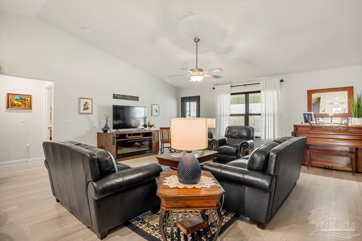 5986 Parsonage Circle Milton, FL 32570 - Photo 19 of 43