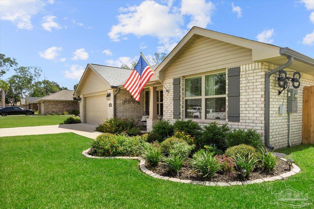 5986 Parsonage Circle Milton, FL 32570 - Photo 2 of 43