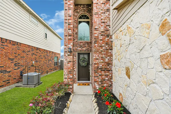 $263,000 | 5219 Misty Lane, Bacliff, TX 77518