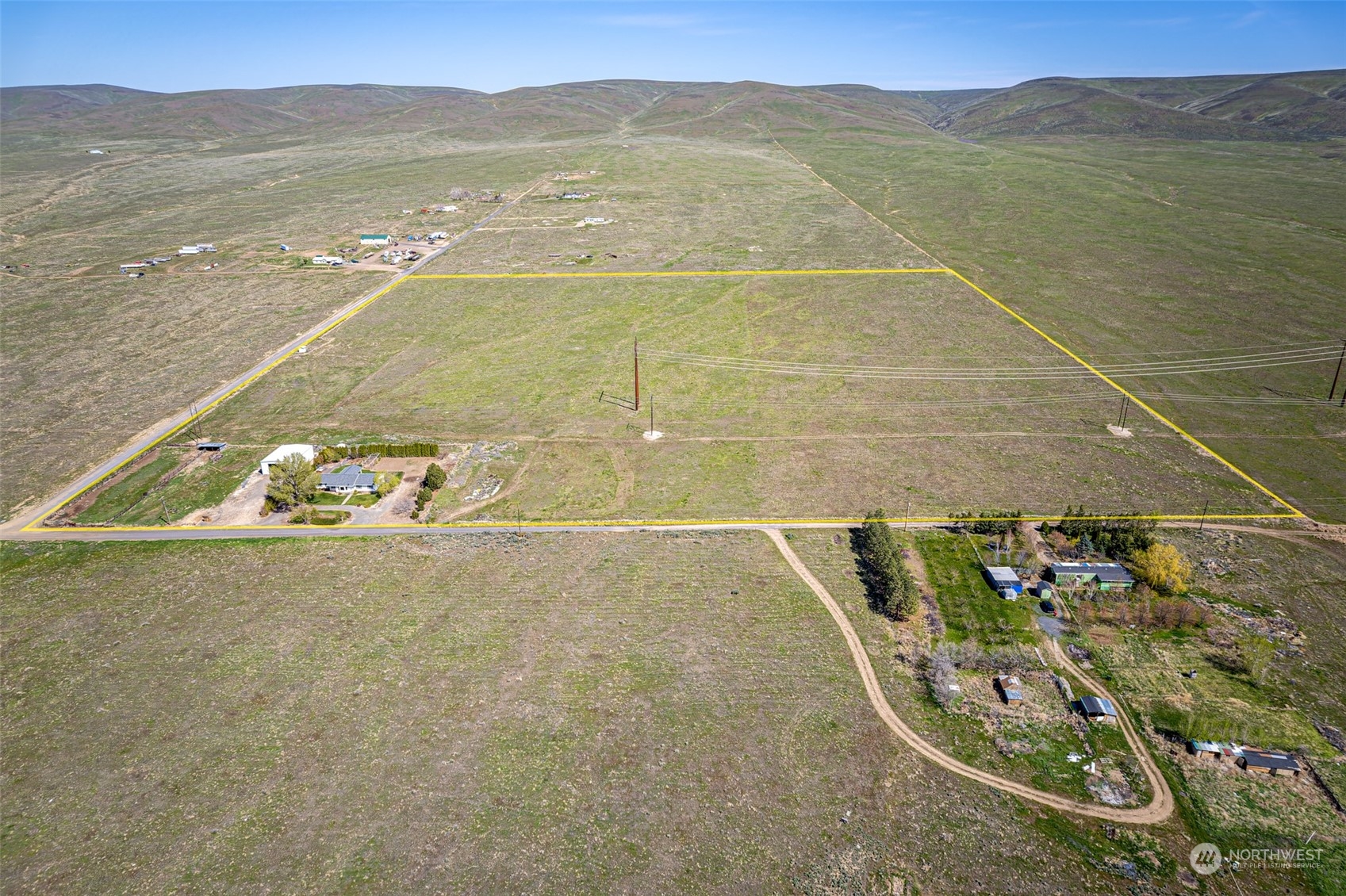 10676 13th Road Northwest Quincy, WA 98848 - Photo 31 of 34 a view of a tennis court