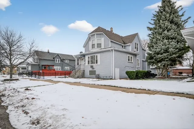$380,000 | 1207 North 16th Avenue, Melrose Park, IL 60160