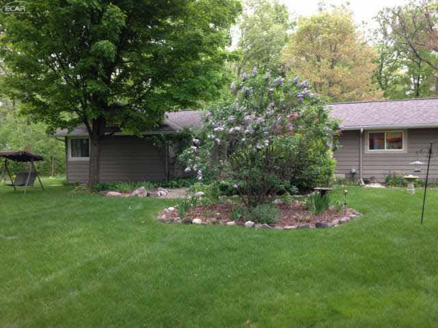 7338 Porter Road Grand Blanc, MI 48439 - Photo 5 of 38 20452863-4.JPG