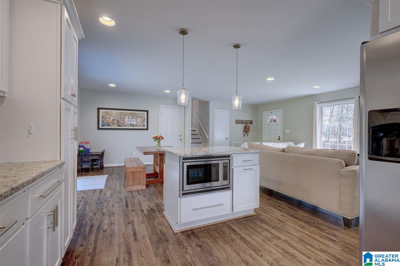 3309 Shallowford Road Vestavia Hills, AL 35216 - Photo 12 of 38