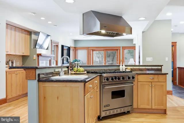 $849,000 | 126 South 29th Street, Purcellville, VA 20132