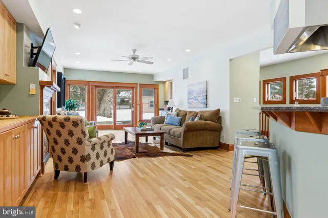 $849,000 | 126 South 29th Street, Purcellville, VA 20132