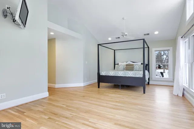 $849,000 | 126 South 29th Street, Purcellville, VA 20132