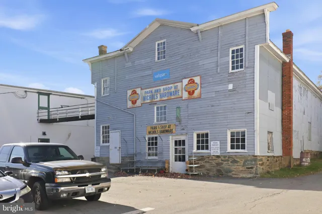 $849,000 | 126 South 29th Street, Purcellville, VA 20132