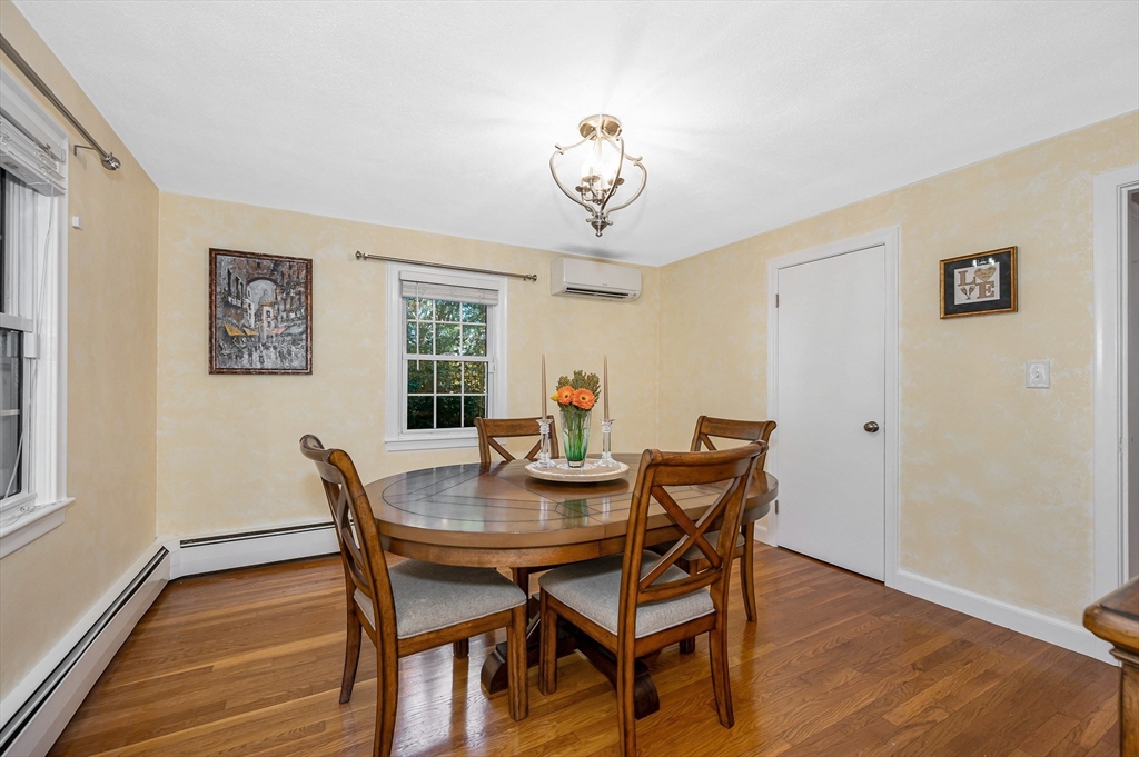 43 Hiawatha Road Woburn, MA 01801 - Photo 8 of 37 Gallery Image 8