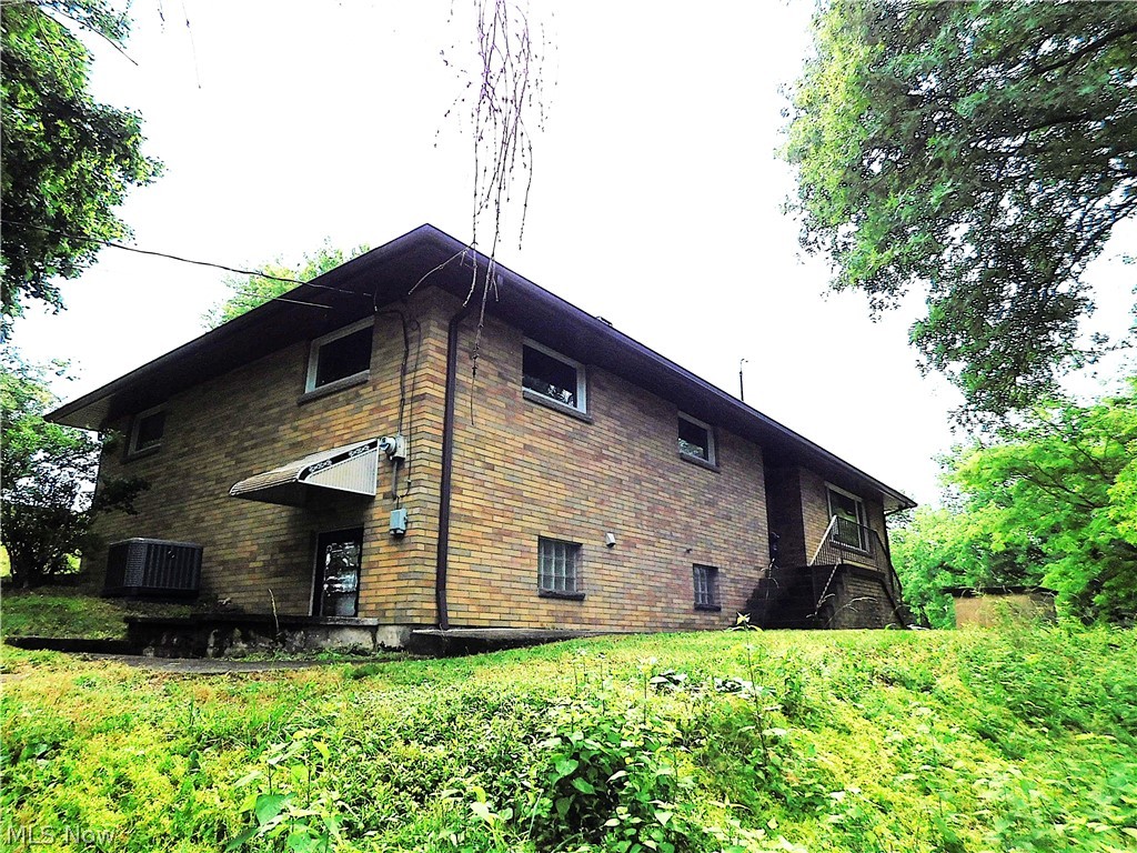 69857 Vernon Road Martins Ferry, OH 43935 - Photo 4 of 48