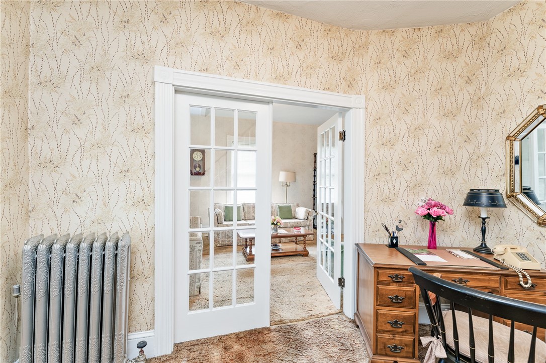 386 Providence Street Woonsocket, RI 02895 - Photo 17 of 45