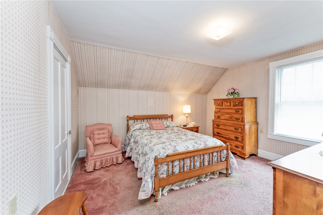 386 Providence Street Woonsocket, RI 02895 - Photo 29 of 45