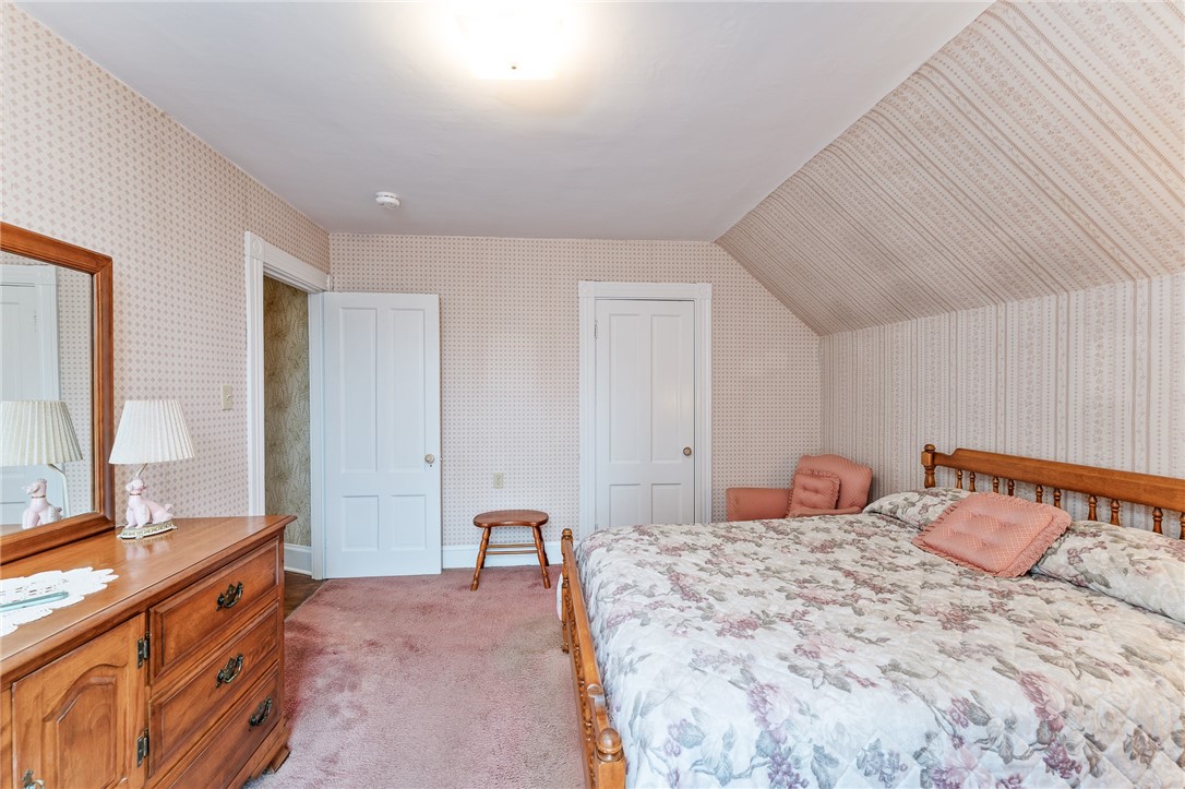 386 Providence Street Woonsocket, RI 02895 - Photo 38 of 45