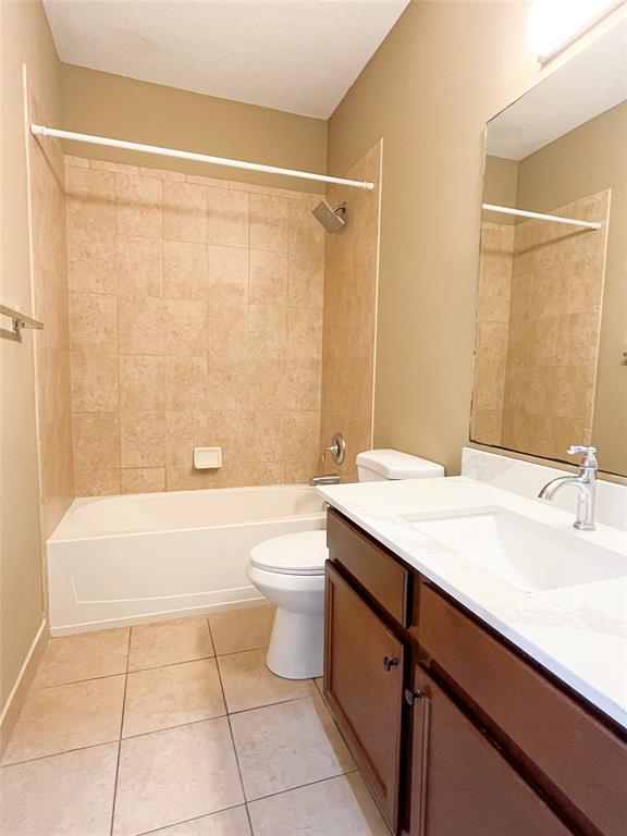 291 Lake Monterey Circle Boynton Beach, FL 33426 - Photo 42 of 47 a bathroom with a sink a toilet and shower
