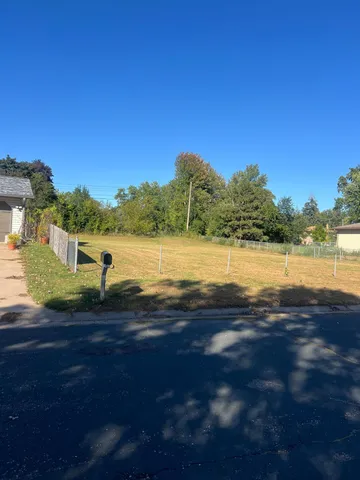 $199,000 | 3-xx Belmont Lane East, St. Paul, MN 55117