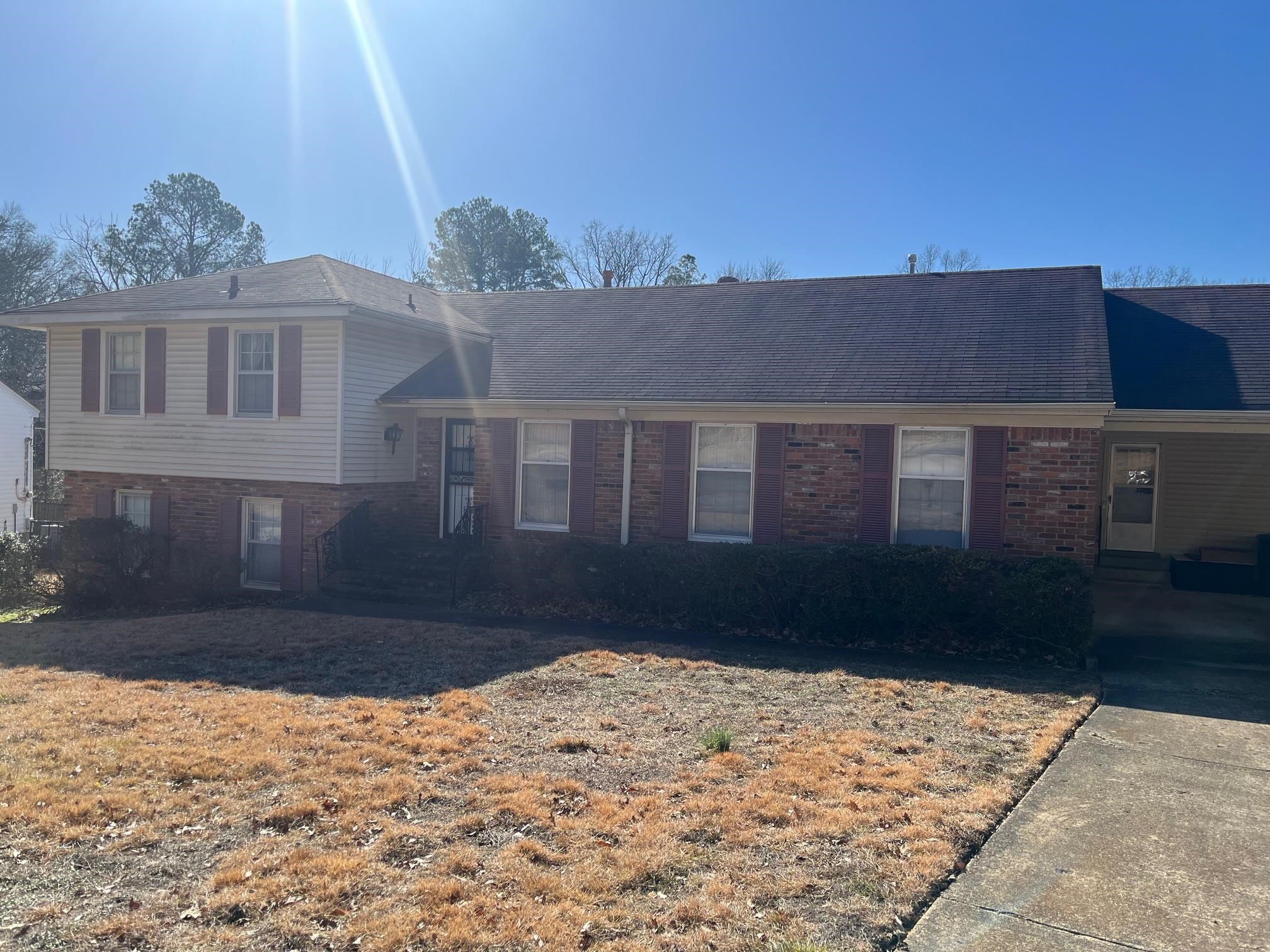 3025 Dumbarton Road Memphis, TN 38128 - Photo 2 of 22 a front view of a house