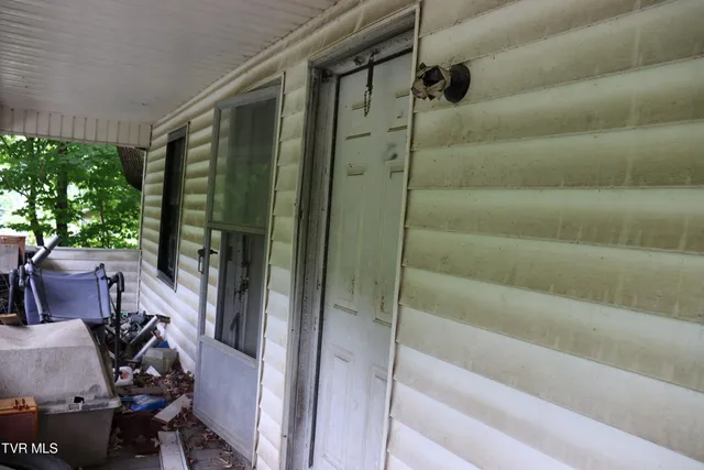 $11,000 | 213 Railroad Avenue, Appalachia, VA 24216