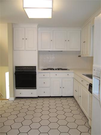 25 Berkeley Road Framingham, MA 01701 - Photo 6 of 28 Gallery Image 6