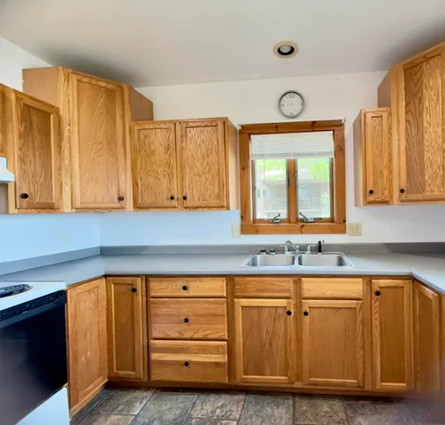 $989,000 | 270 Grant Road, Sullivan, ME 04664