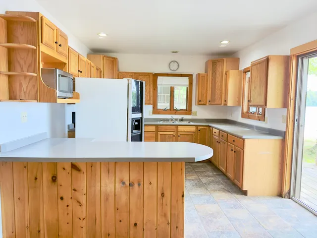 $989,000 | 270 Grant Road, Sullivan, ME 04664