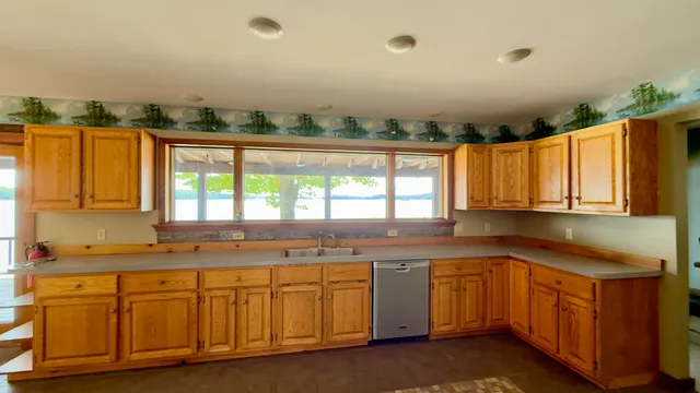 $989,000 | 270 Grant Road, Sullivan, ME 04664