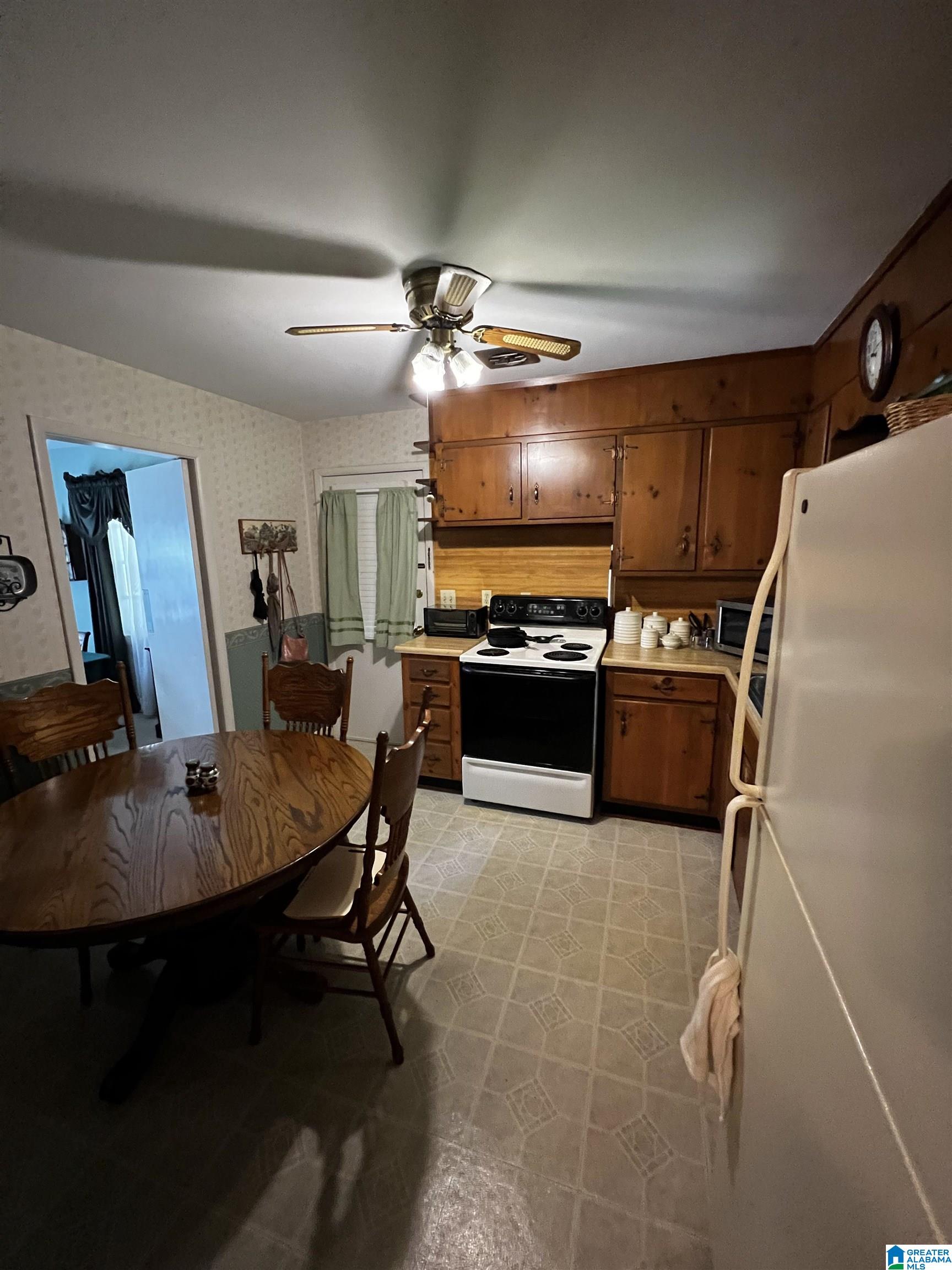 1236 Montevallo Road Southwest Leeds, AL 35094 - Photo 7 of 16 Gallery Image 7