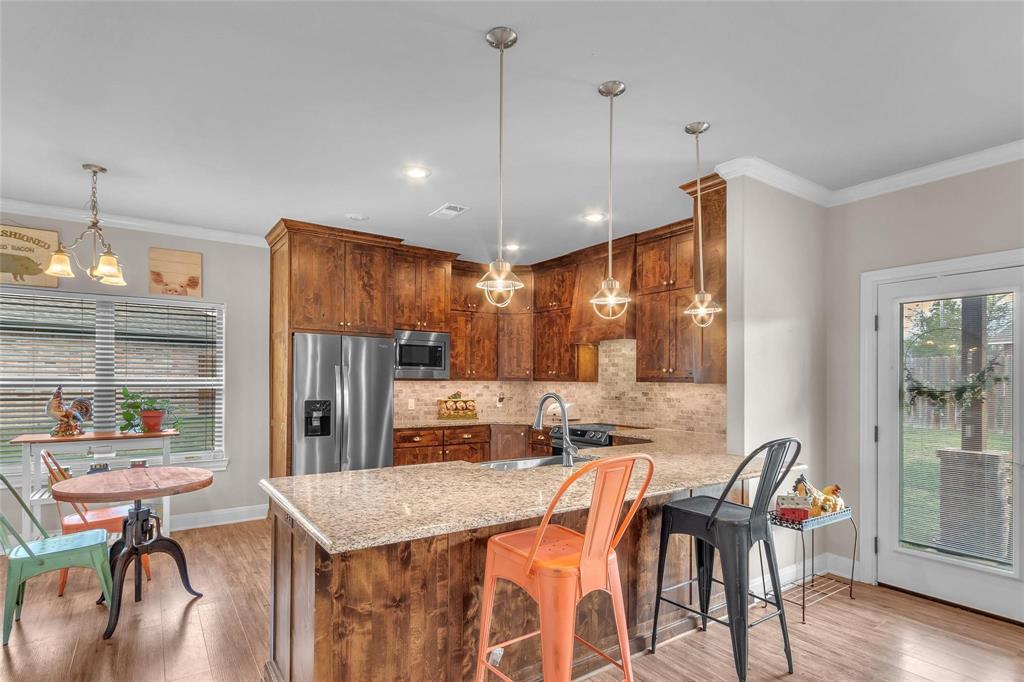 129 Oak Springs Loop Mabank, TX 75147 - Photo 14 of 32