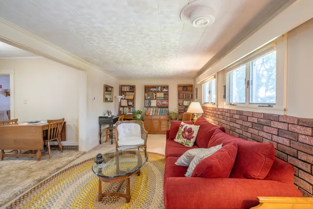 $247,500 | 259 Grove Street, Bangor, ME 04401