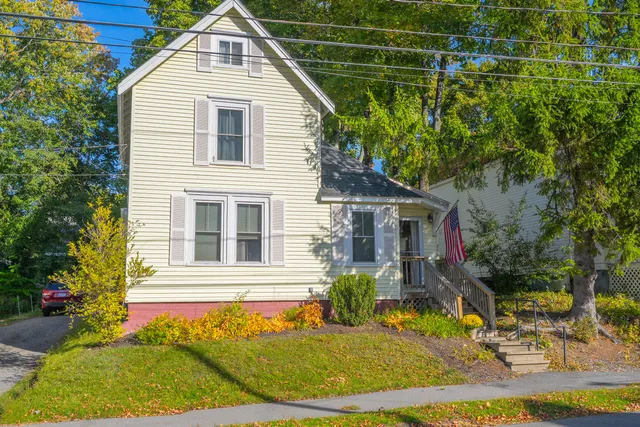 $247,500 | 259 Grove Street, Bangor, ME 04401