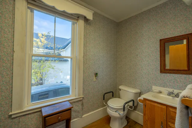 $247,500 | 259 Grove Street, Bangor, ME 04401