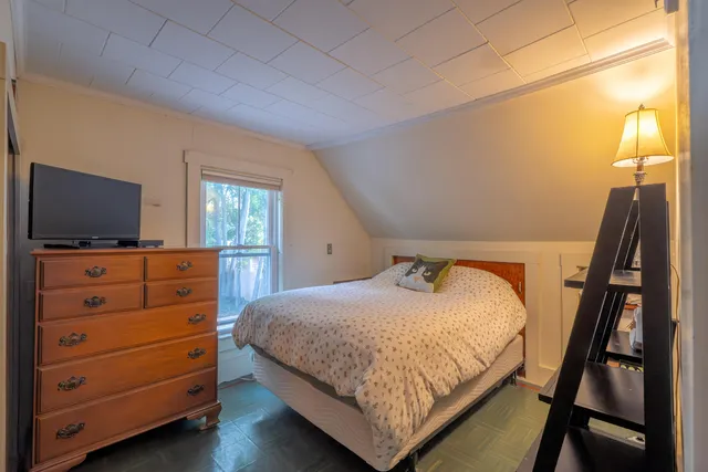 $247,500 | 259 Grove Street, Bangor, ME 04401