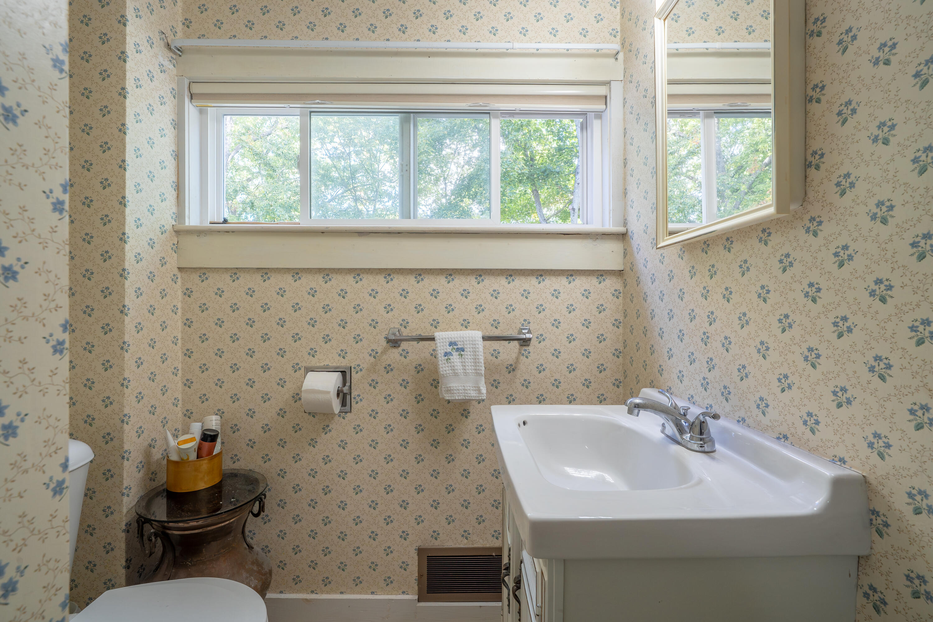 259 Grove Street Bangor, ME 04401 - Photo 35 of 42 259 Grove-35