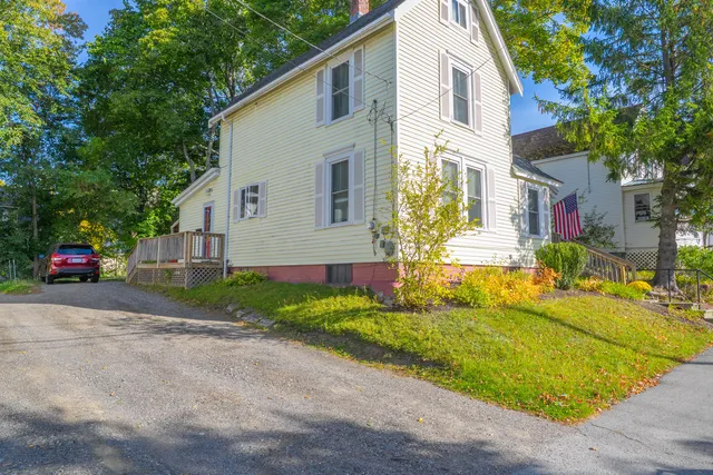 $247,500 | 259 Grove Street, Bangor, ME 04401