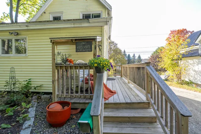 $247,500 | 259 Grove Street, Bangor, ME 04401