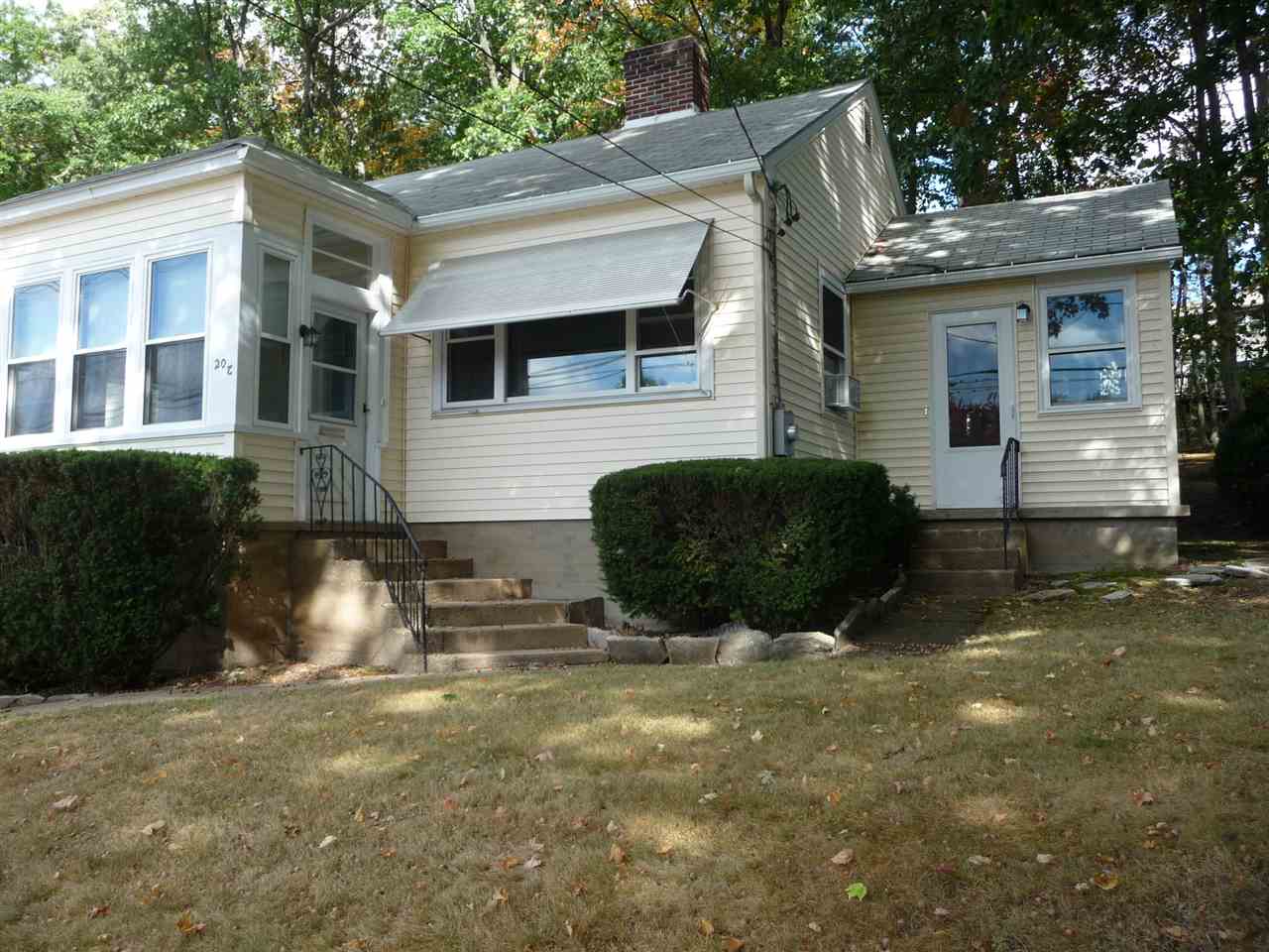 202 Kennard Road Manchester, NH 03104 - Photo 6 of 32
