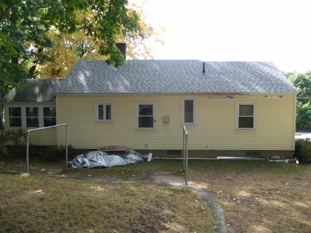 202 Kennard Road Manchester, NH 03104 - Photo 9 of 32