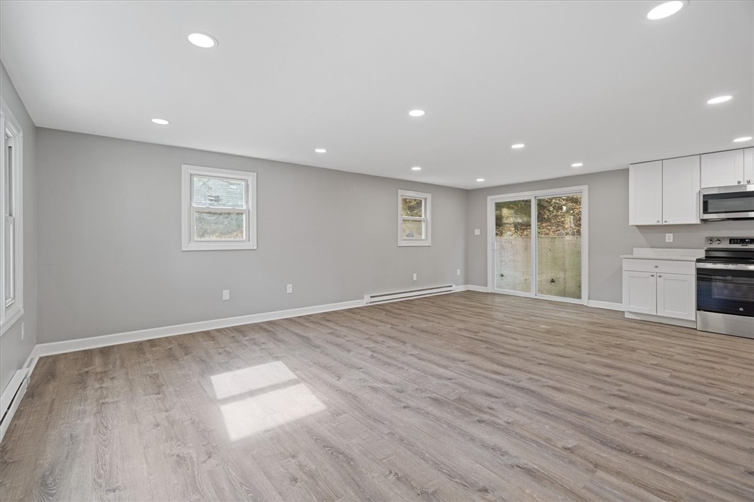 199 Roberts Street Woonsocket, RI 02895 - Photo 13 of 34