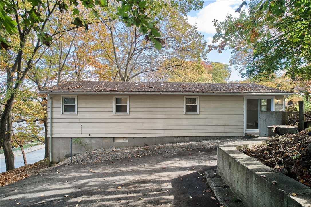 199 Roberts Street Woonsocket, RI 02895 - Photo 27 of 34 Unedited