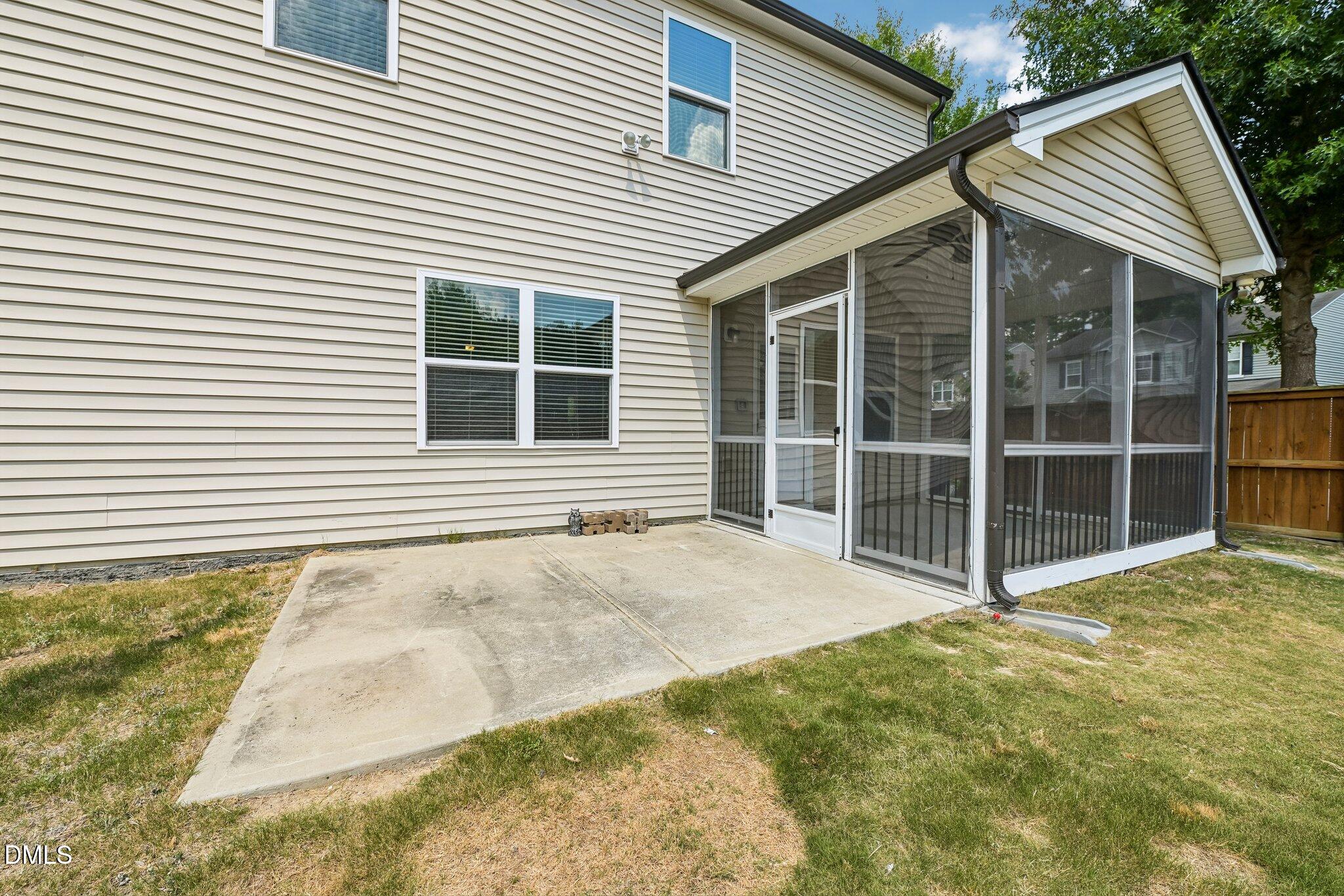 8008 Caithness Street Raleigh, NC 27616 - Photo 30 of 43
