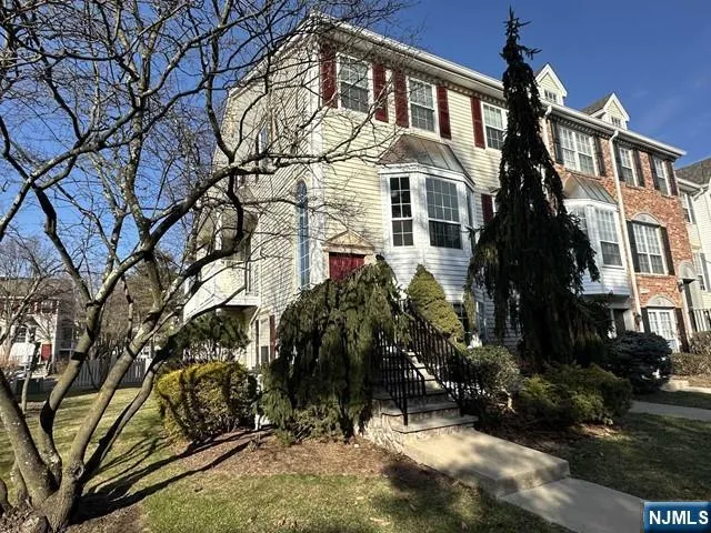 $3,500 | 785 Sassafras Court, Mahwah, NJ 07430