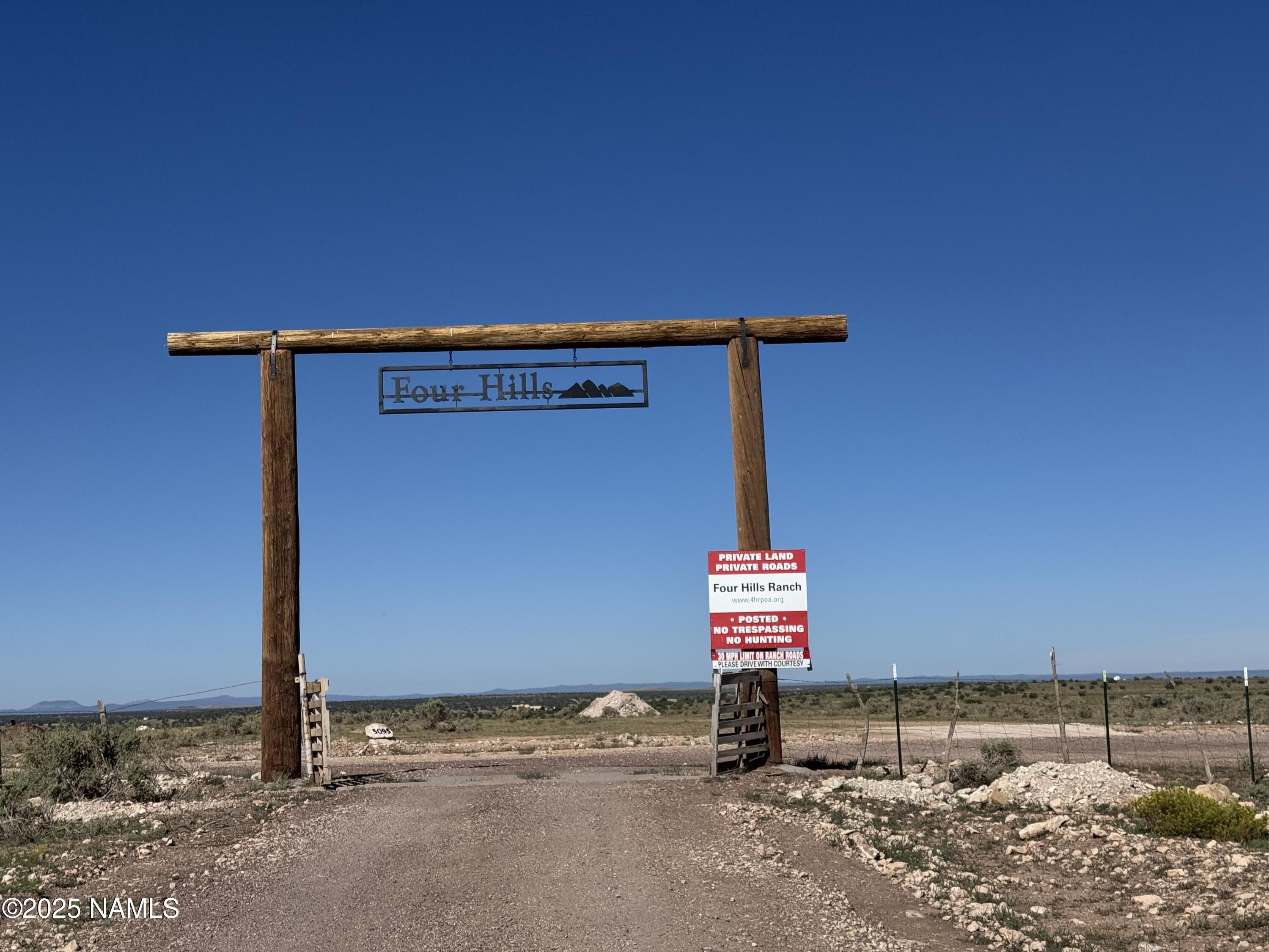 3132 Apollo Avenue Williams, AZ 86046 - Photo 4 of 7 a view of a street with outside house
