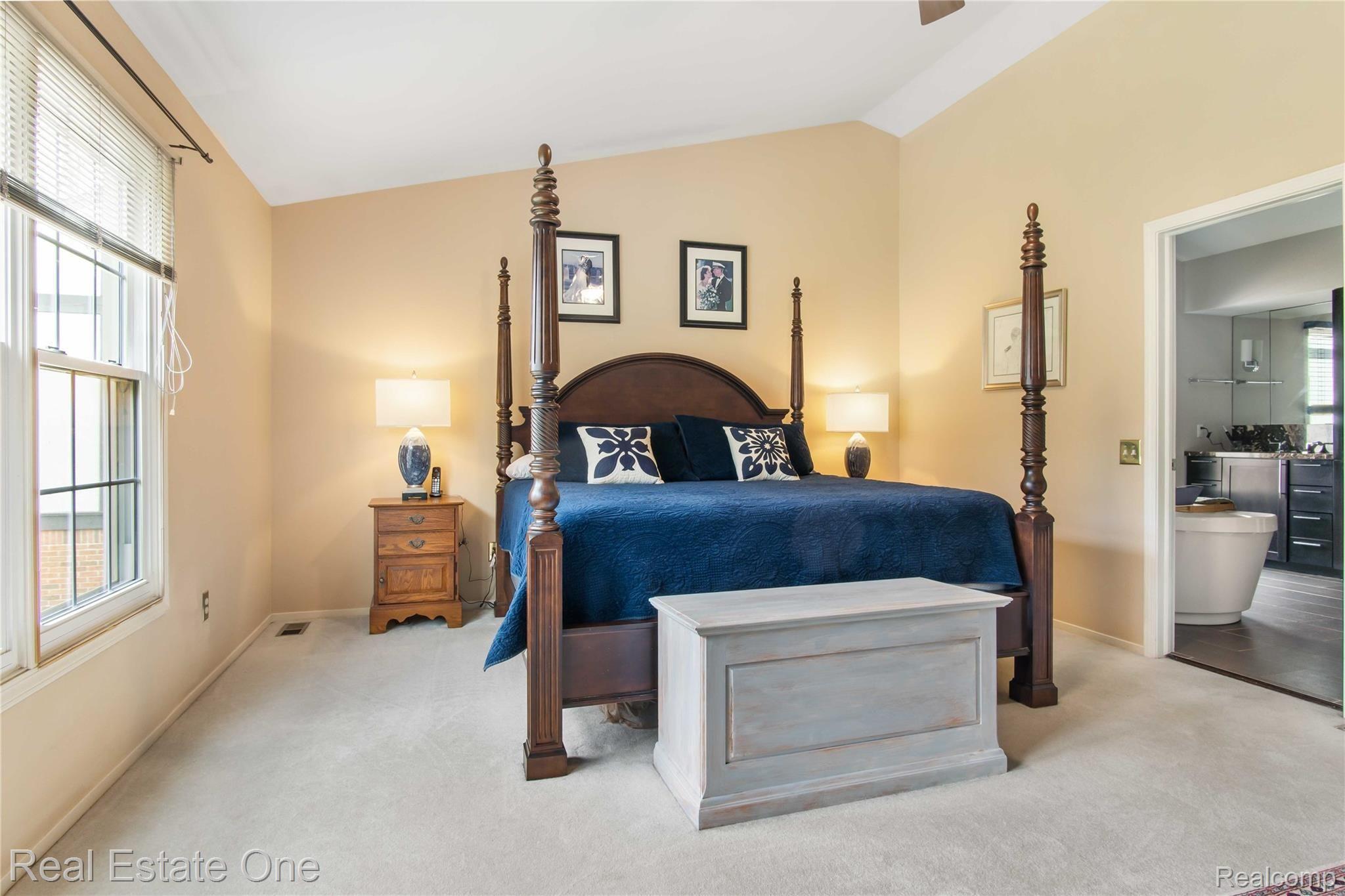 1221 Sandy Ridge Drive Rochester, MI 48306 - Photo 24 of 42 DSC04550.jpg
