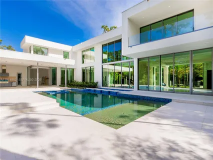 $9,650,000 | 6720 Southwest 98th Street, Pinecrest, FL 33156