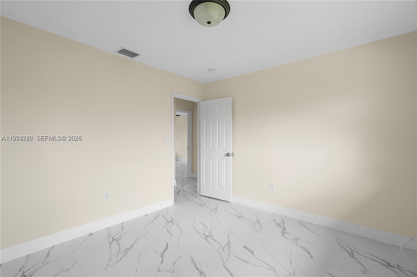 10700 Southwest 70th Street Miami, FL 33173 - Photo 17 of 19