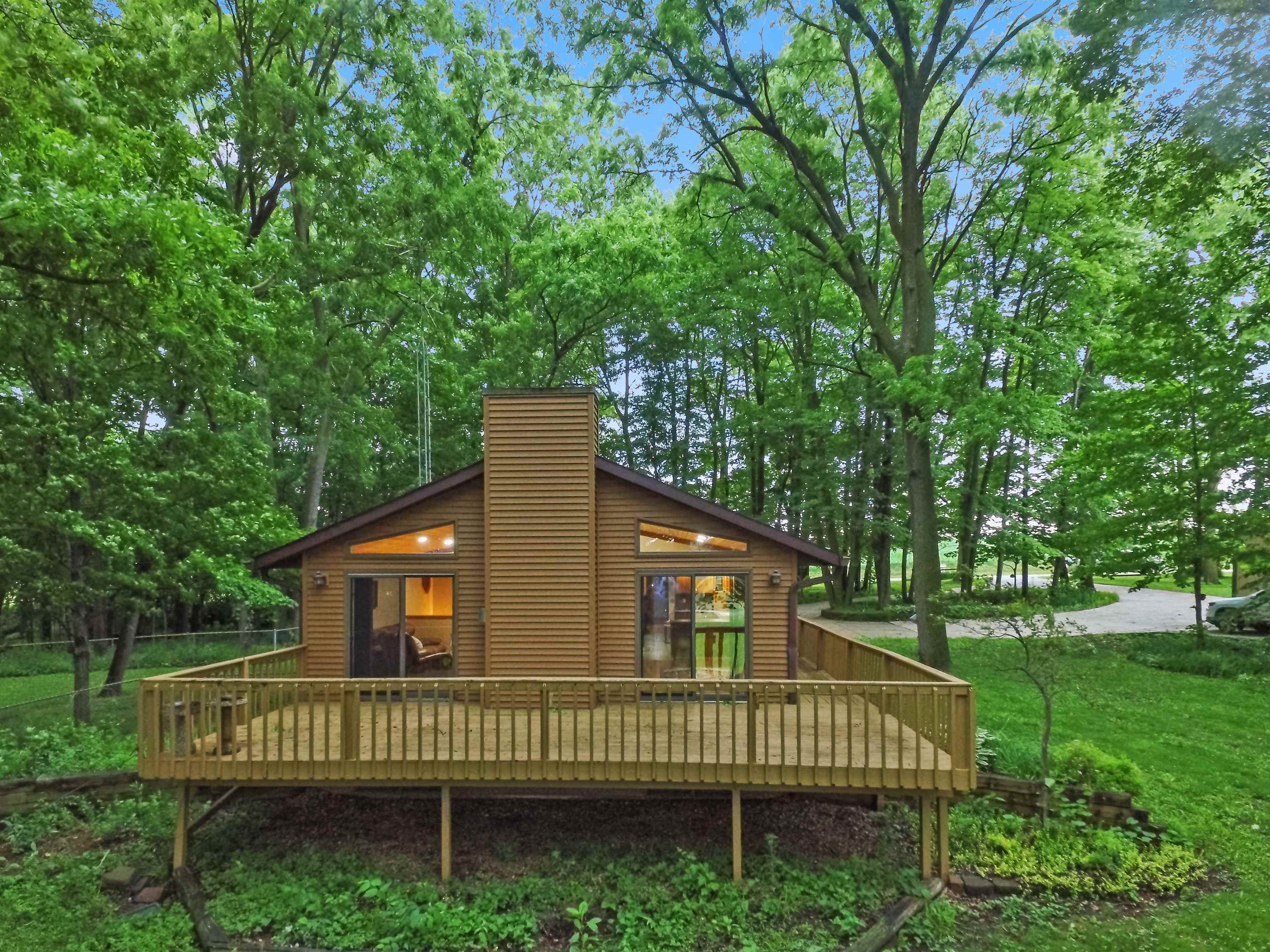 N2291 Richland Road Monroe, WI 53566 - Photo 3 of 70