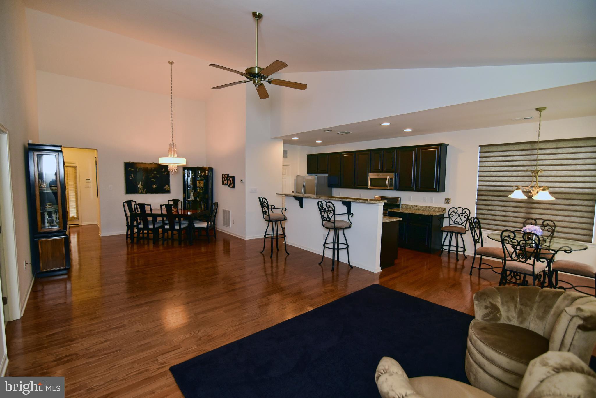 22 Pine Valley Road Berlin, NJ 08009 - Photo 10 of 22 living room