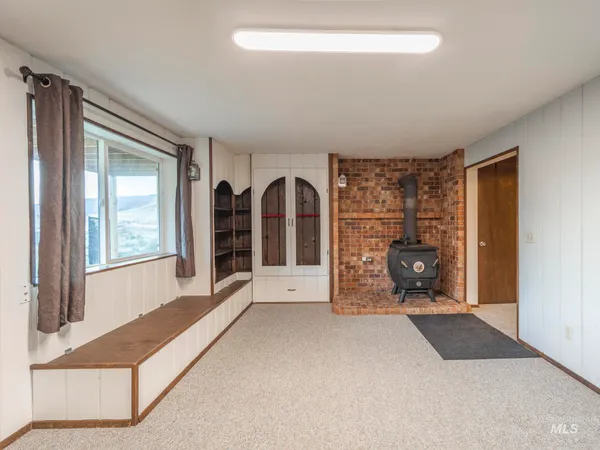 $489,000 | 161 Cemetery Road, White Bird, ID 83554