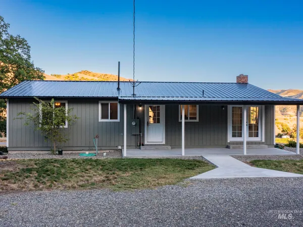 $489,000 | 161 Cemetery Road, White Bird, ID 83554