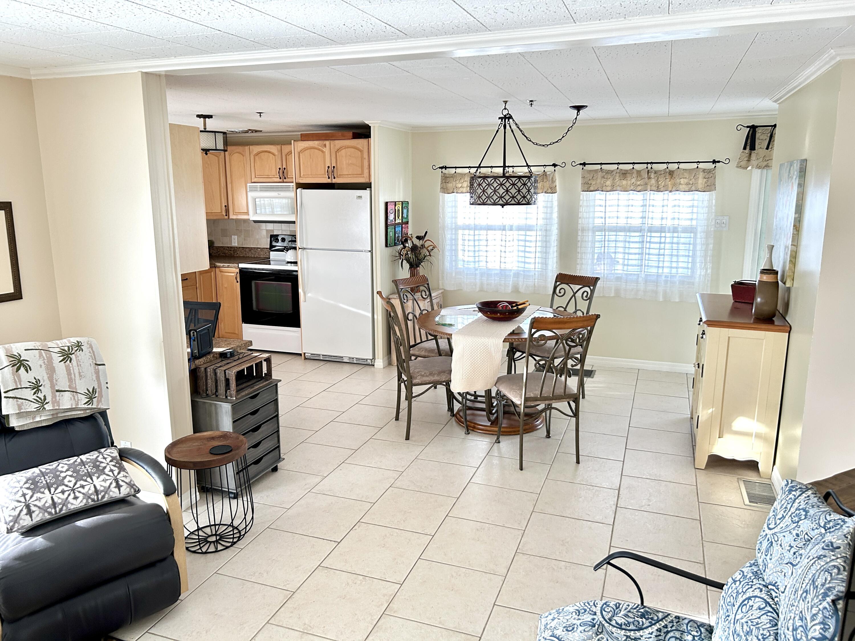 1401 South 33rd Road Hollywood, FL 33021 - Photo 13 of 44 IMG_2589