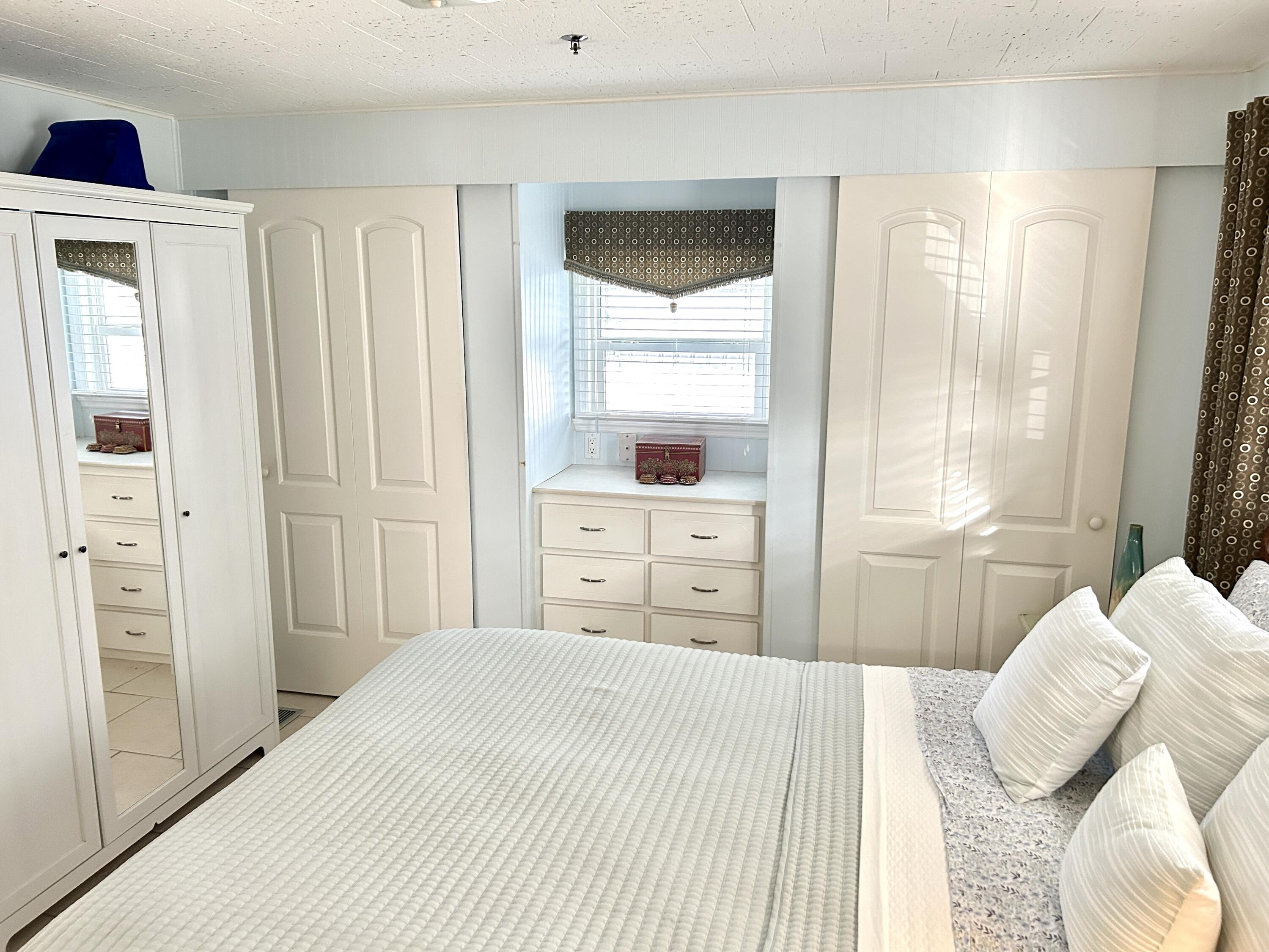 1401 South 33rd Road Hollywood, FL 33021 - Photo 17 of 44 IMG_2583